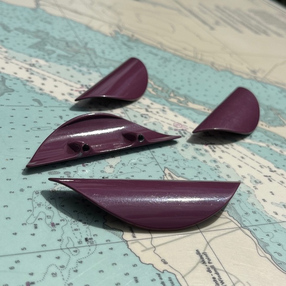 Vintage 80s Mod Grape Purple Drawer / Door Handles / Pulls - Picture 1 of 4